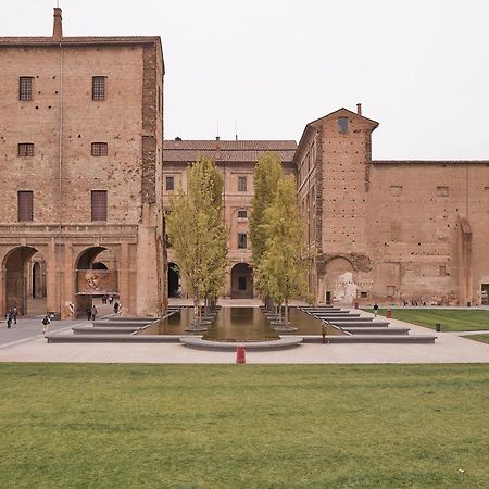 Luxury 3 Al Duomo Di Parma Lägenhet Exteriör bild